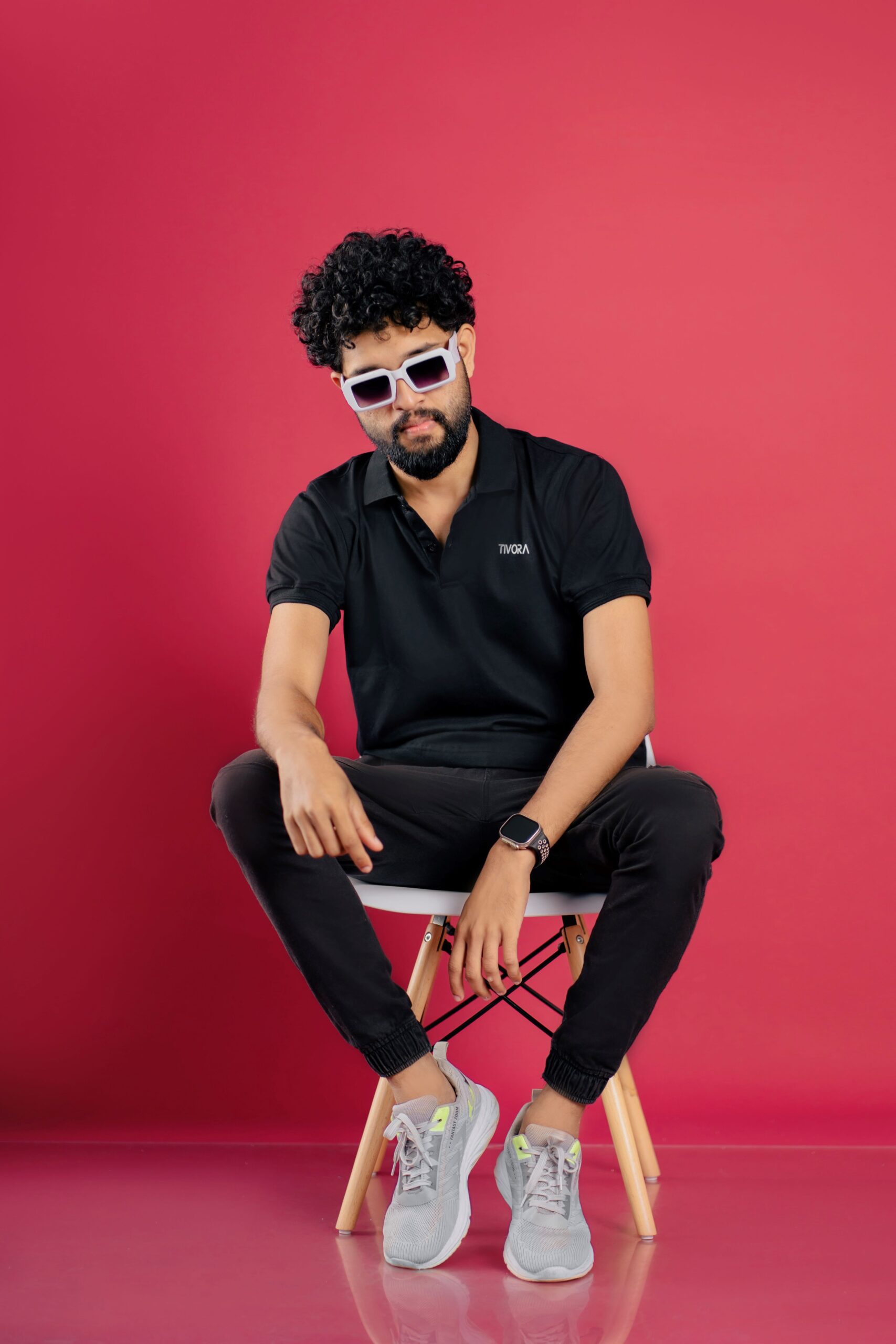 DSC01651 Tivora Classic Tee-Black A - Image 1